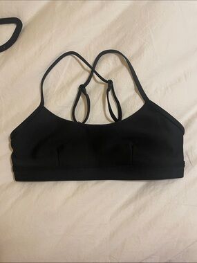 Alo black airlift intrigue bra